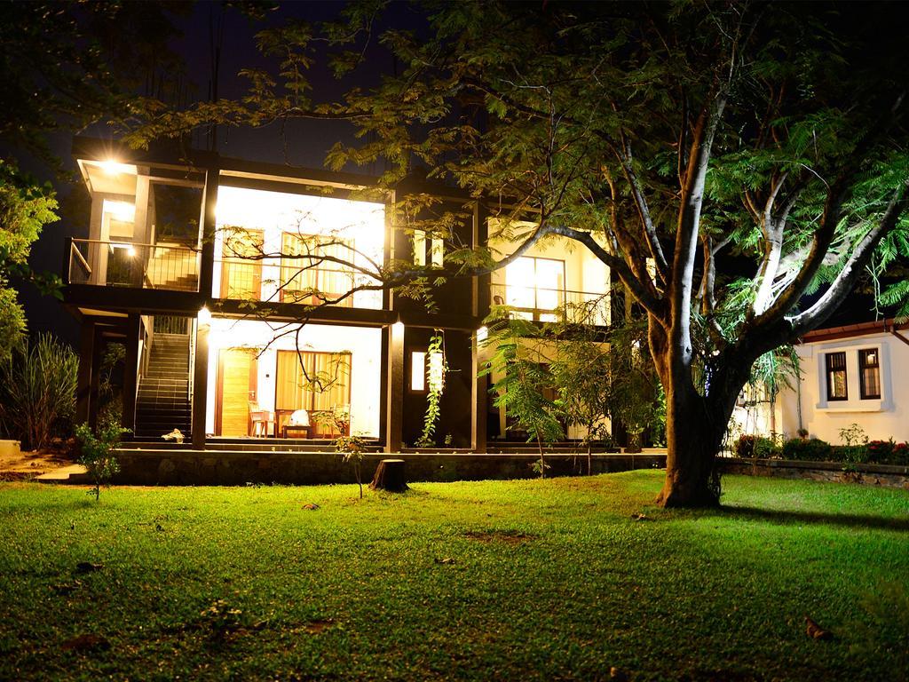 Dambulla Rock Arch Exterior foto